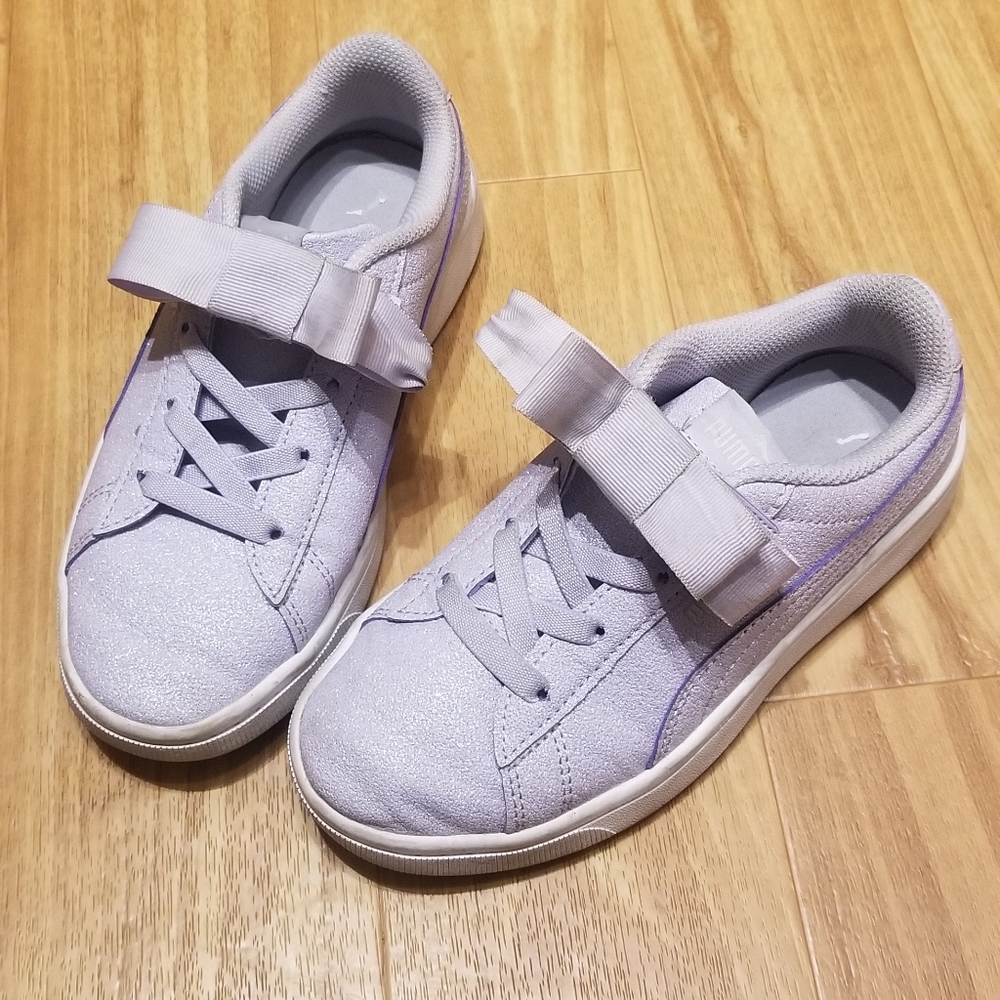 *OPEN TO OFFERS*Puma Little Girl Sneakers